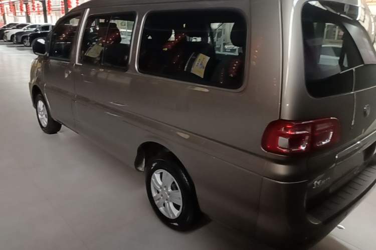 Used FORTHING Lingzhi 2023 M5L 1.6L Base Model 7 Seats Rear Left 45 Deg