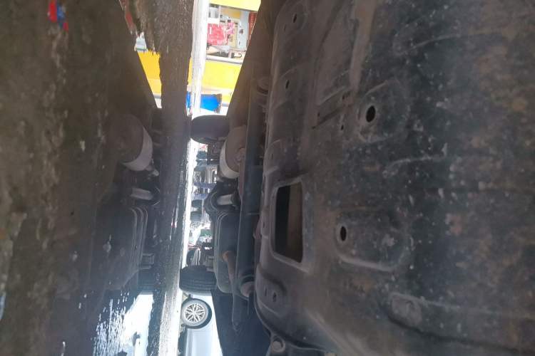Used FORTHING Lingzhi 2023 M5L 1.6L Comfort Edition 7-Seater Chassis Front