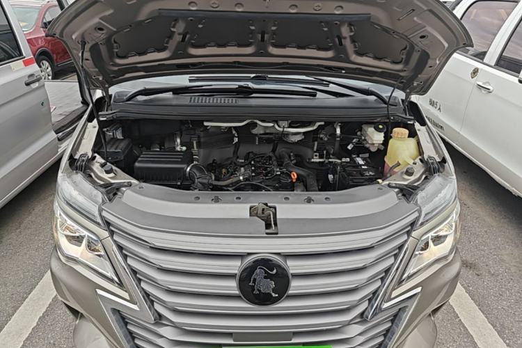 Used FORTHING Lingzhi 2023 M5L 1.6L Comfort Edition 7-Seater Engine Bay