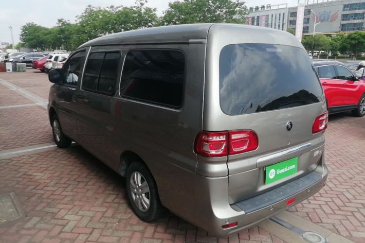 Used FORTHING Lingzhi 2023 M5L 1.6L Base Model 7 Seats Exterior 2