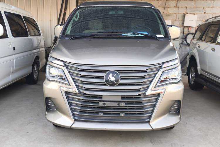Used FORTHING Lingzhi 2023 M5 1.6L Practical Model 5 Seats Exterior 2