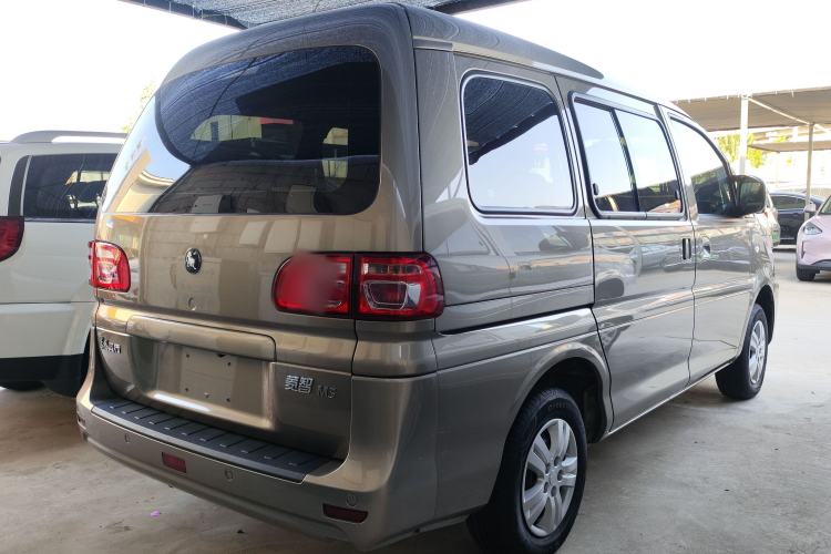 Used FORTHING Lingzhi 2023 M5 1.6L Practical Model 5 Seats Exterior 4