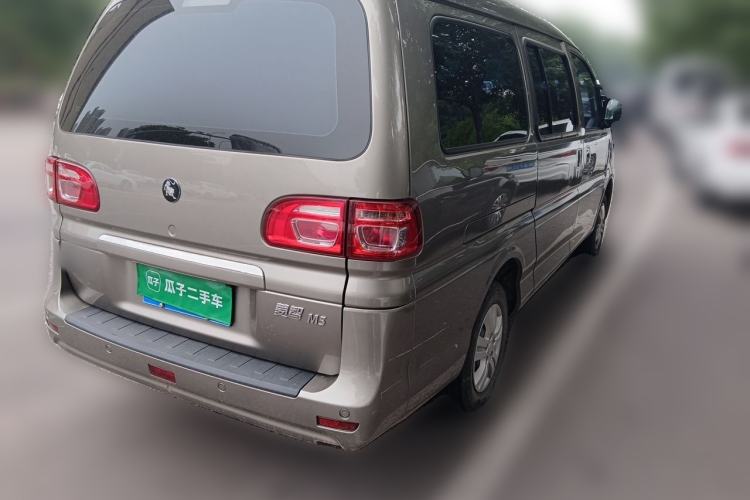 Used FORTHING Lingzhi 2023 M5L 1.6L Comfort 9-Seater Exterior 5