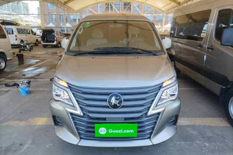 Used FORTHING Lingzhi 2023 M5L 1.6L Base Model 5 Seats Front