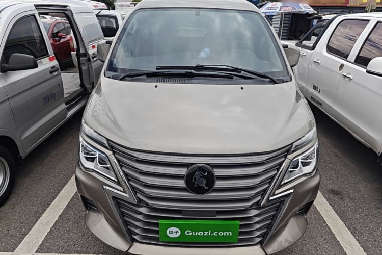 Used FORTHING Lingzhi 2023 M5L 1.6L Comfort Edition 7-Seater Front
