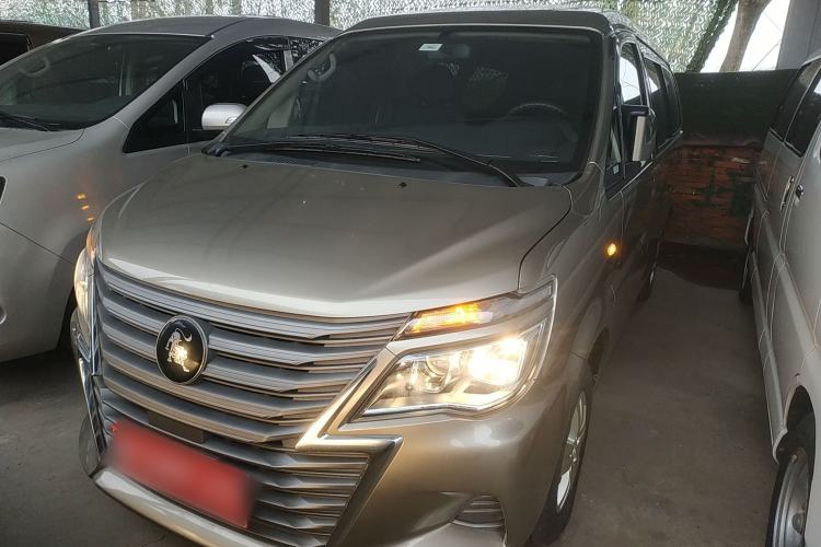 Used FORTHING Lingzhi 2023 M5L 1.6L Base Model 7 Seats Front