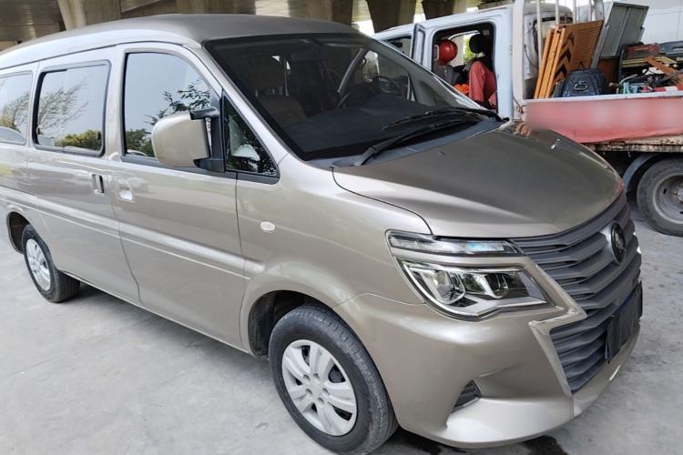 Used FORTHING Lingzhi 2023 M5L 1.6L Base Model 7 Seats Front Right 45 Deg