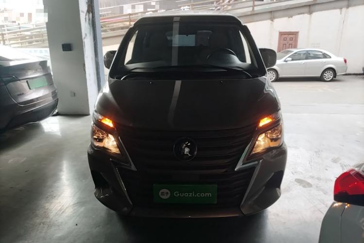 Used FORTHING Lingzhi 2023 M5 1.6L Practical Model 5 Seats Front