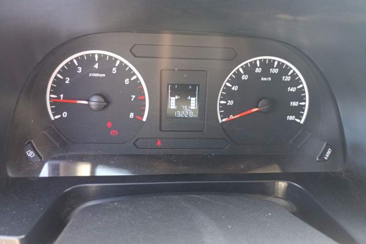 Used FORTHING Lingzhi 2023 V3 1.6L Base Model 2 Seats Instrument Cluster