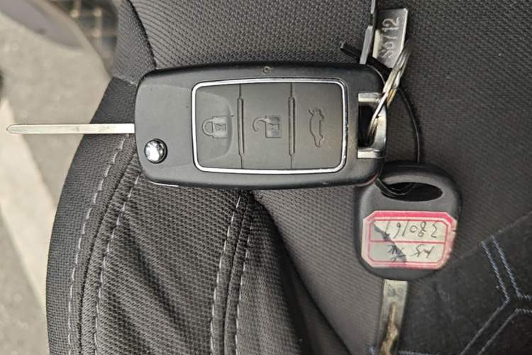 Used FORTHING Lingzhi 2023 M5L 1.6L Comfort Edition 7-Seater Interior 1