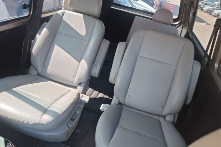 Used FORTHING Lingzhi 2023 M5L 1.6L Base Model 7 Seats Left Rear Seat