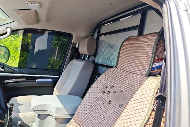 Used FORTHING Lingzhi 2023 V3 1.6L Base Model 2 Seats Left Rear Seat