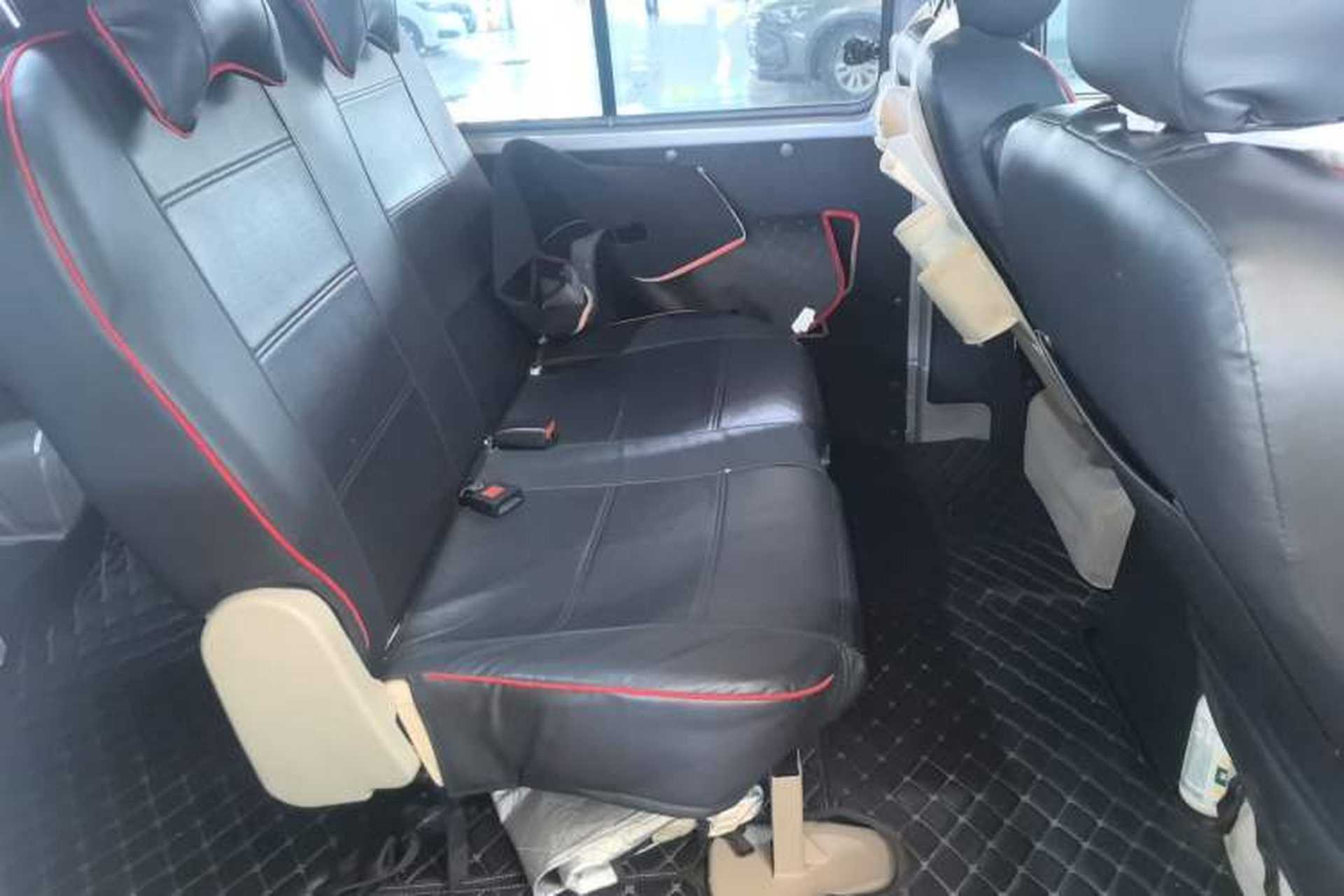 Used FORTHING Lingzhi 2023 M5L 1.6L Base Model 7 Seats Left Rear Seat