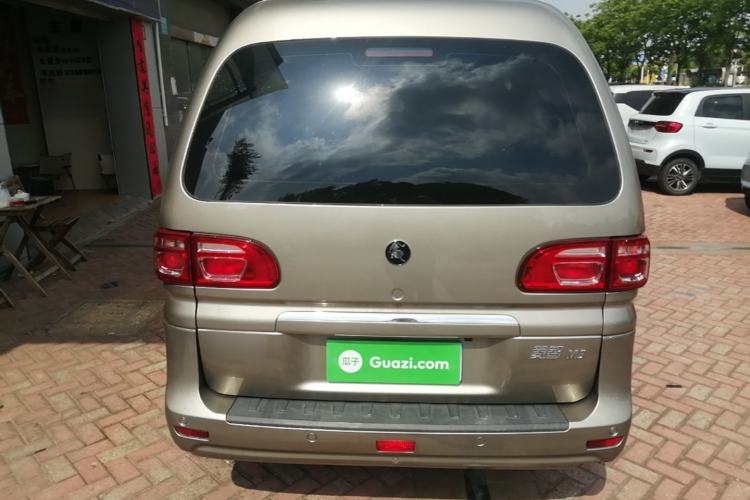Used FORTHING Lingzhi 2023 M5L 1.6L Base Model 7 Seats Rear