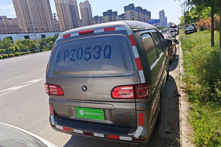 Used FORTHING Lingzhi 2023 V3 1.6L Base Model 2 Seats Rear