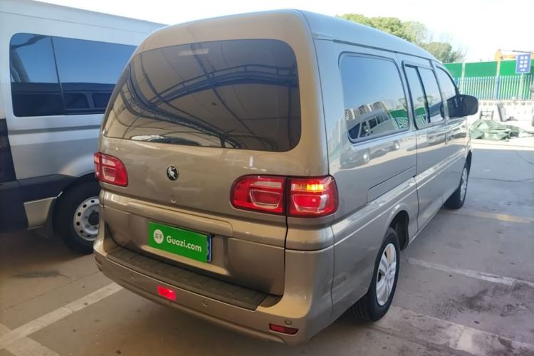 Used FORTHING Lingzhi 2023 M5L 1.6L Base Model 5 Seats Rear Right 45 Deg