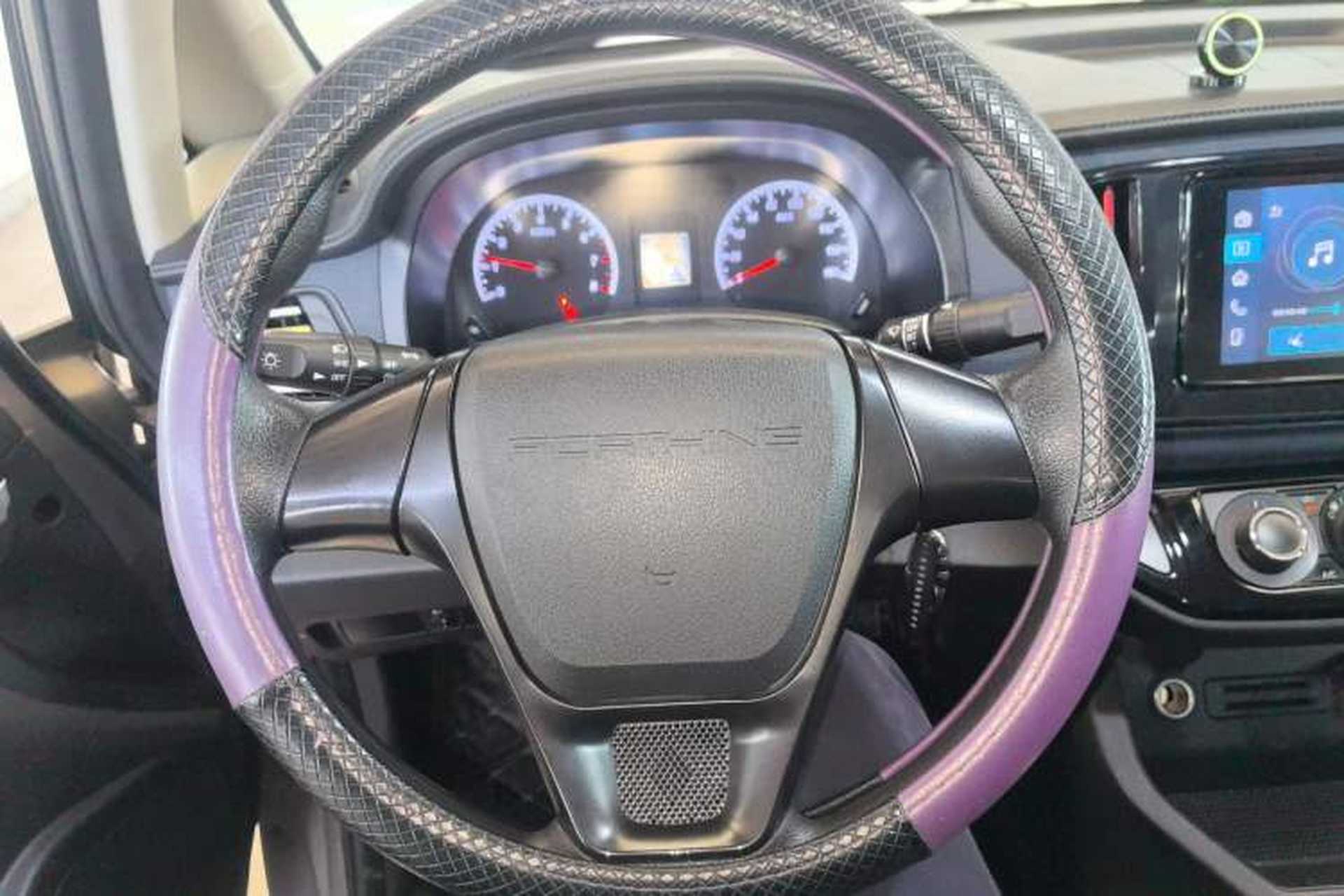 Used FORTHING Lingzhi 2023 M5L 1.6L Base Model 7 Seats Steering Wheel