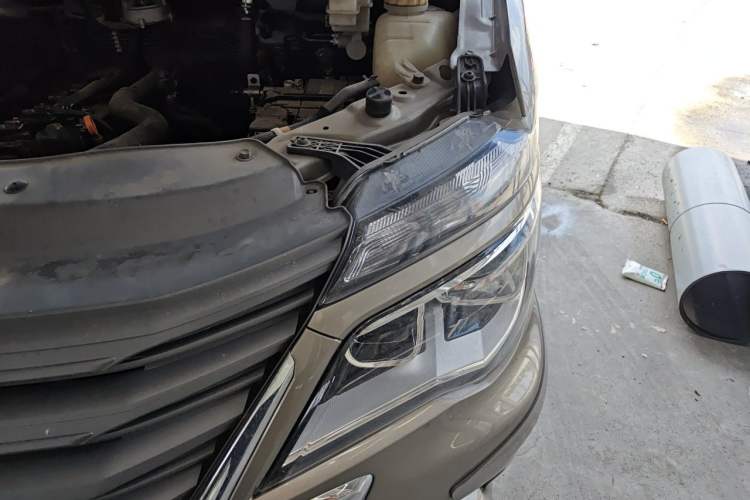 Used FORTHING Lingzhi 2023 M5L 1.6L Base Model 5 Seats Engine Bay Left