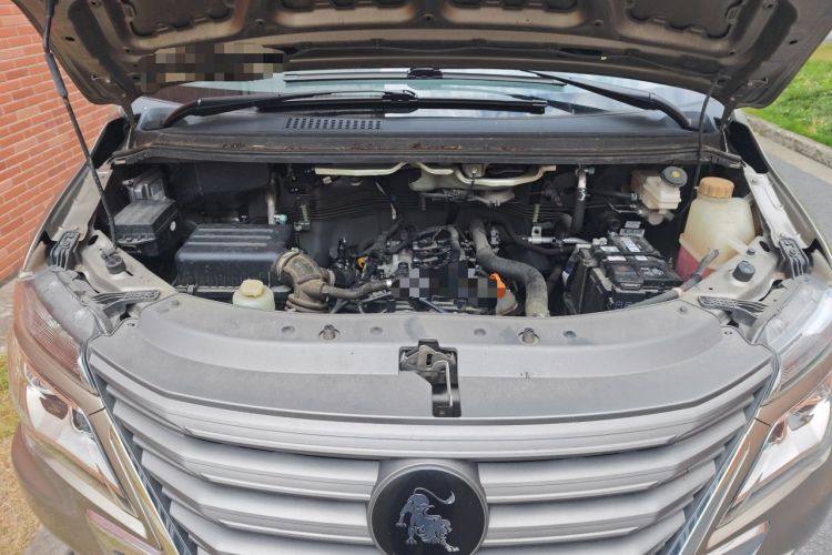 Used FORTHING Lingzhi 2023 M5L 1.6L Base Model 7 Seats Engine Bay
