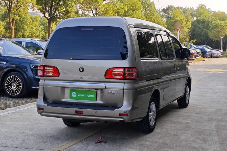 Used FORTHING Lingzhi 2023 M5L 1.6L Base Model 7 Seats Exterior 3
