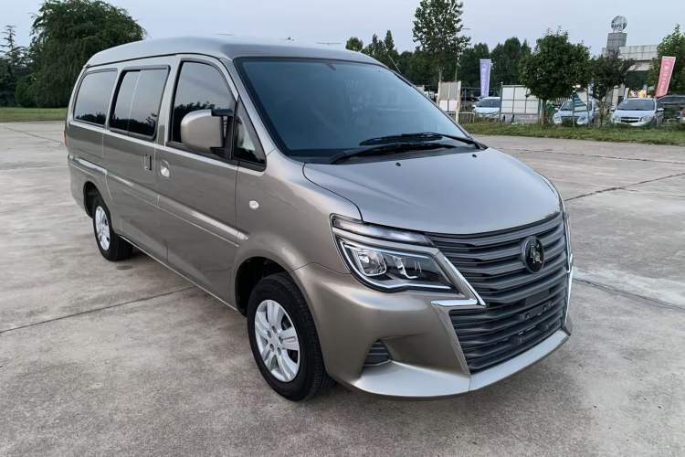 Used FORTHING Lingzhi 2023 M5L 1.6L Comfort Edition 7-Seater Exterior 4