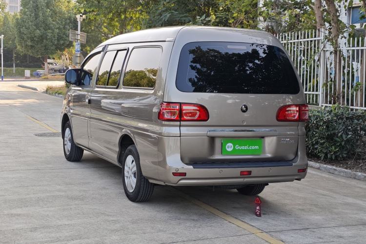 Used FORTHING Lingzhi 2023 M5L 1.6L Base Model 7 Seats Exterior 5
