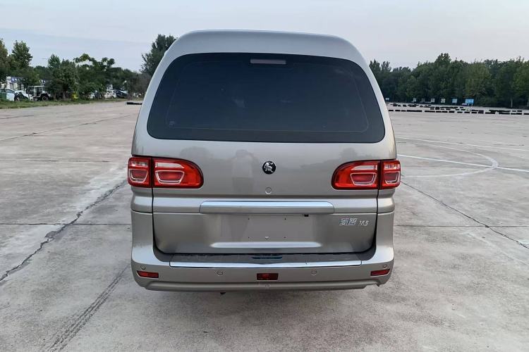 Used FORTHING Lingzhi 2023 M5L 1.6L Comfort Edition 7-Seater Exterior 8