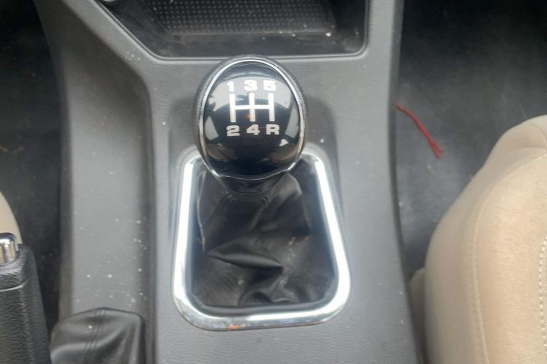 Used FORTHING Lingzhi 2023 M5L 1.6L Base Model 7 Seats Gear Lever