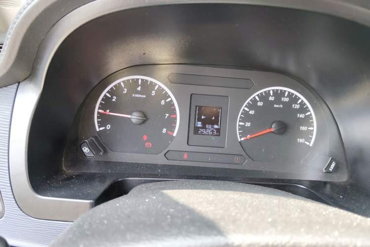 Used FORTHING Lingzhi 2023 M5L 1.6L Base Model 5 Seats Instrument Cluster