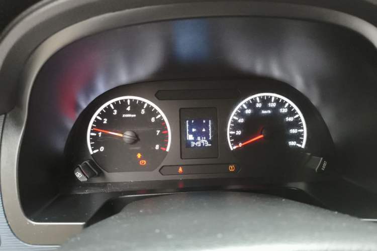 Used FORTHING Lingzhi 2023 M5L 1.6L Base Model 5 Seats Instrument Cluster