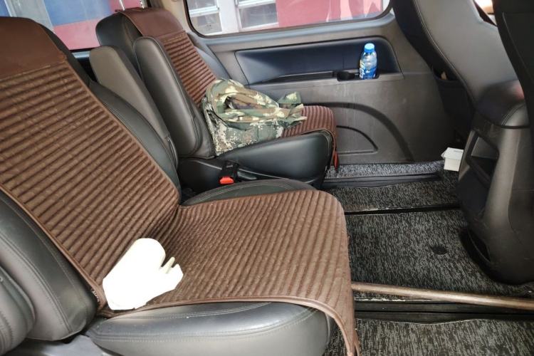 Used FORTHING Lingzhi 2023 M5L 1.6L Luxury 7-Seater Left Rear Seat