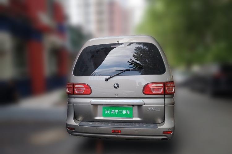 Used FORTHING Lingzhi 2023 M5L 1.6L Luxury 7-Seater Rear