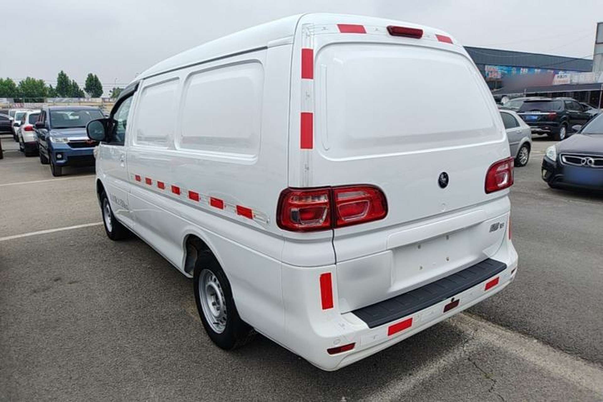 Used FORTHING Lingzhi 2023 V3 1.6L Base Model 2 Seats Exterior 2