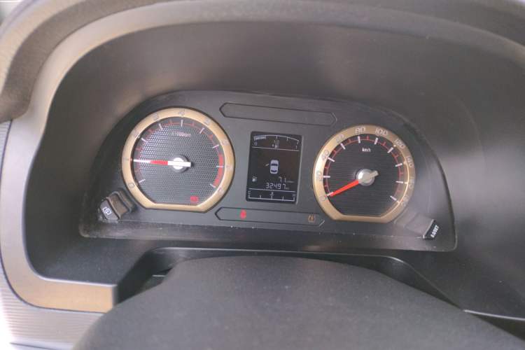 Used FORTHING Lingzhi 2023 M5L 1.6L Comfort 9-Seater Instrument Cluster