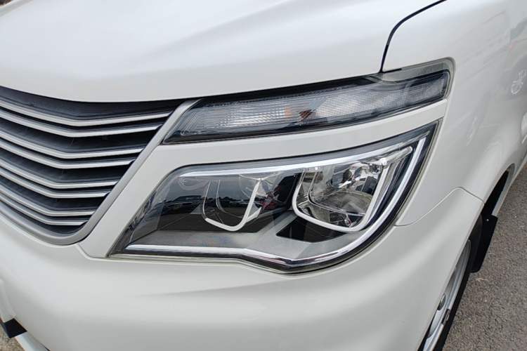 Used FORTHING Lingzhi 2023 V3 1.6L Base Model 2 Seats Left Front Headlight