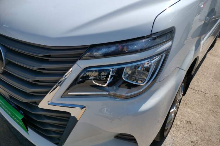 Used FORTHING Lingzhi 2023 M5L 1.6L Comfort 9-Seater Left Front Headlight