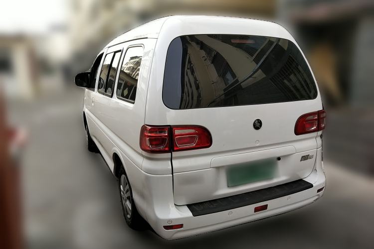 Used FORTHING Lingzhi 2023 M5 1.6L Practical Model 5 Seats Rear Left 45 Deg