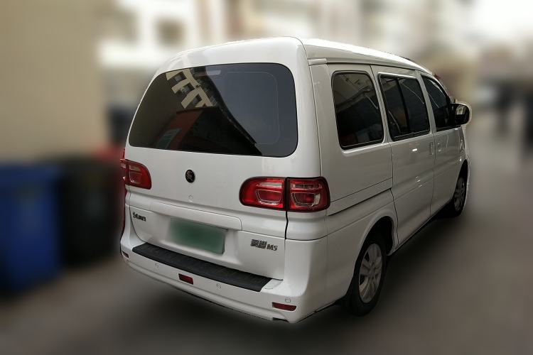 Used FORTHING Lingzhi 2023 M5 1.6L Practical Model 5 Seats Rear Right 45 Deg