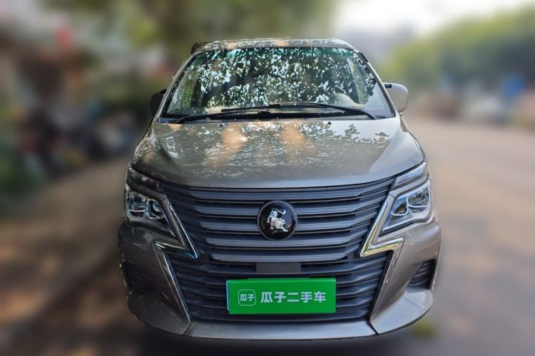 Used FORTHING Lingzhi 2023 M5 1.6L Comfort Edition 7-Seater Front
