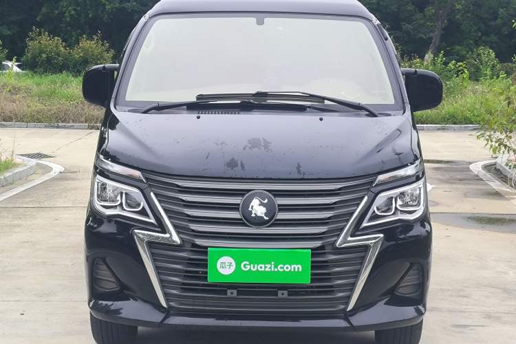 Used FORTHING Lingzhi 2024 M5L 1.5T Manual Comfort 7-Seater Exterior 1