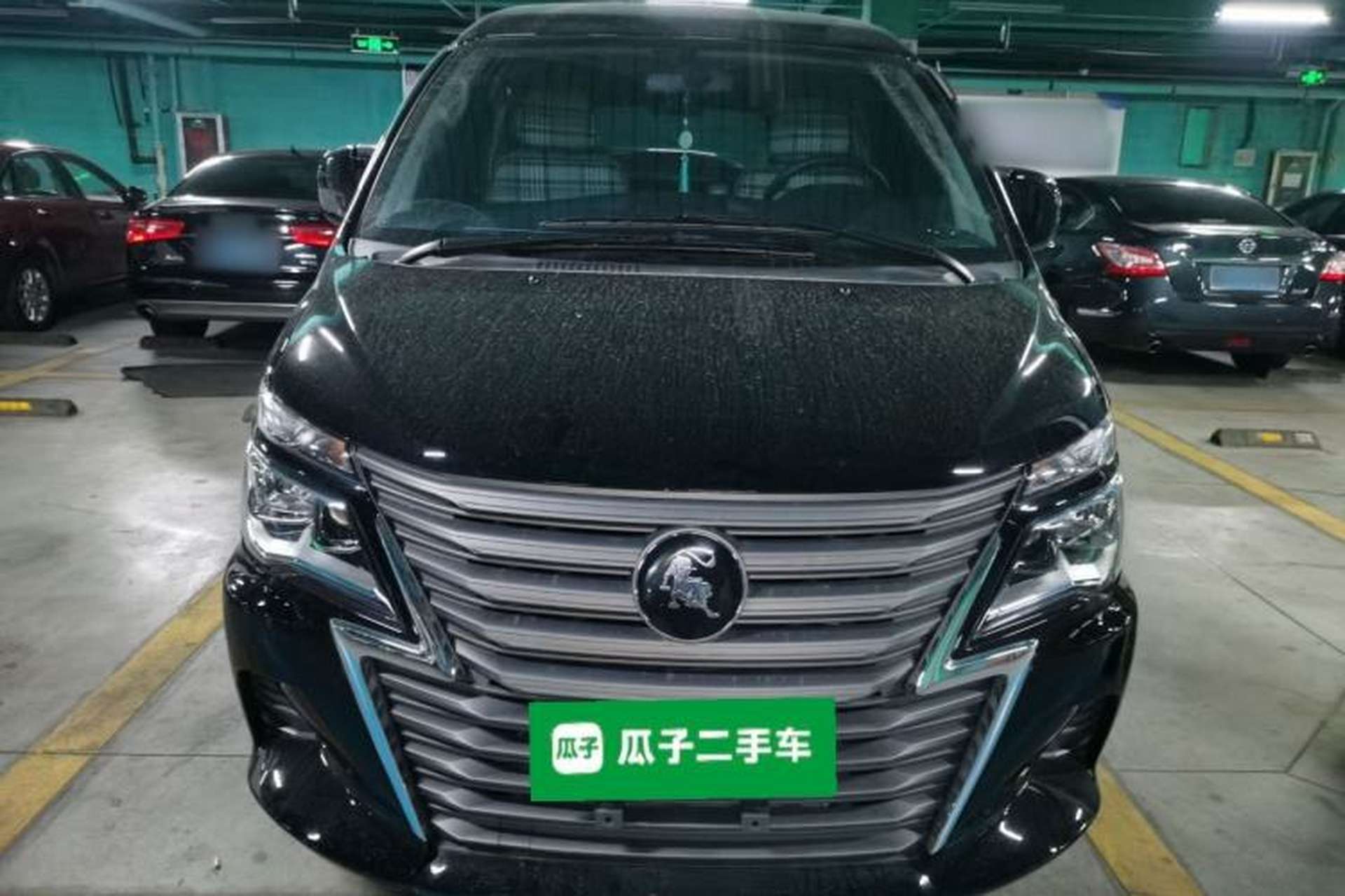 Used FORTHING Lingzhi 2024 M5L 1.5T Manual Base Model 7 Seats Front