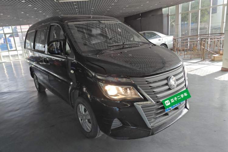 Used FORTHING Lingzhi 2024 M5L 1.5T Manual Comfort 7-Seater Front Right 45 Deg