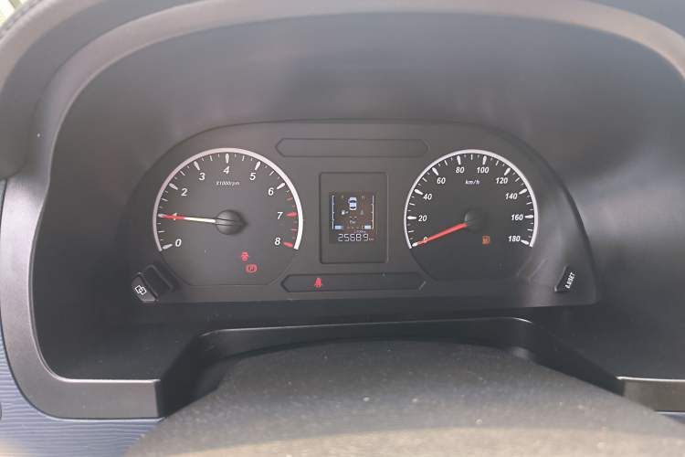 Used FORTHING Lingzhi 2024 M5L 1.5T Manual Base Model 7 Seats Instrument Cluster