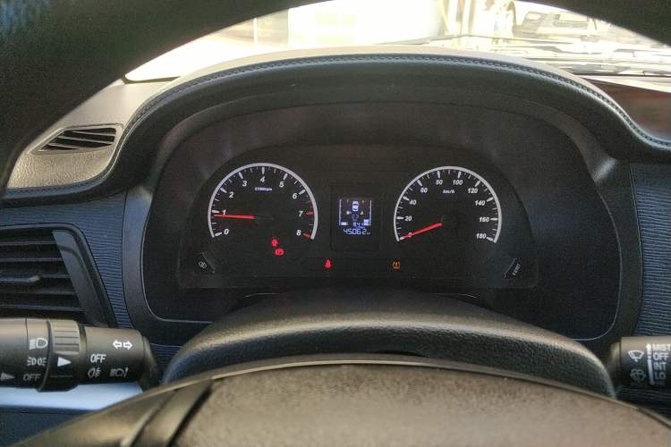Used FORTHING Lingzhi 2024 M5L 1.5T Manual Base Model 7 Seats Instrument Cluster