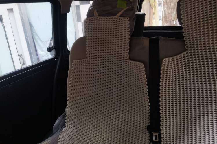 Used FORTHING Lingzhi 2024 M5L 1.5T Manual Base Model 7 Seats Left Rear Seat