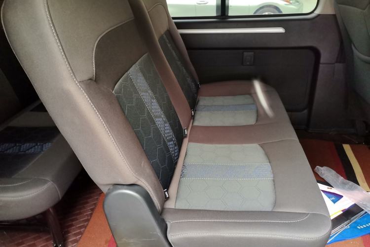 Used FORTHING Lingzhi 2024 M5L 1.5T Manual Comfort 9-Seater Left Rear Seat