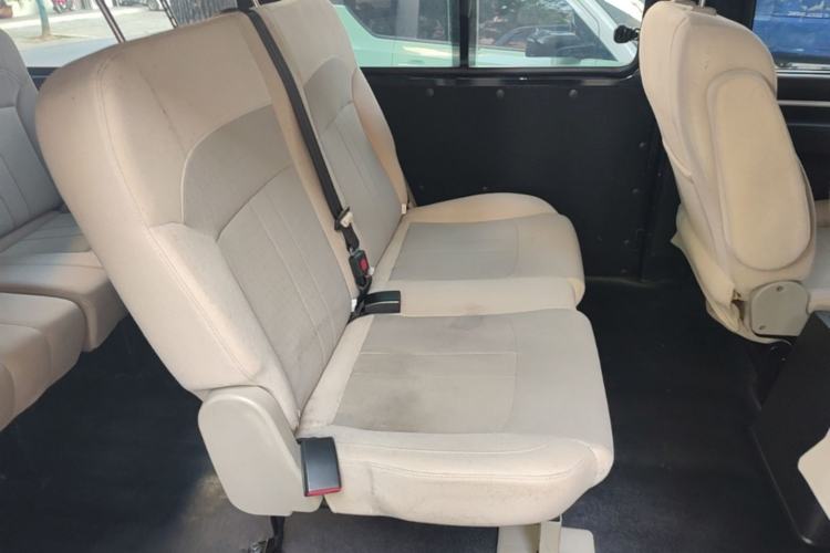 Used FORTHING Lingzhi 2024 M5L 1.5T Manual Base Model 7 Seats Left Rear Seat