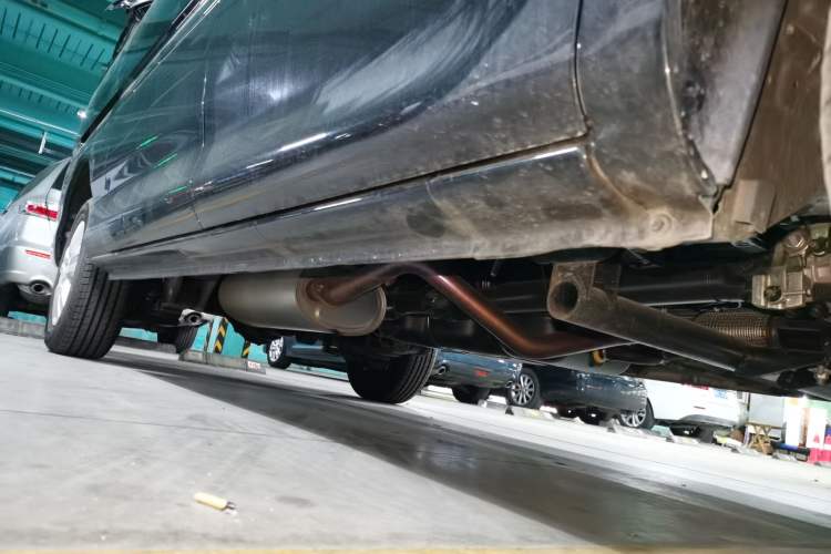 Used FORTHING Lingzhi 2024 M5L 1.5T Manual Base Model 7 Seats Right Side Sill