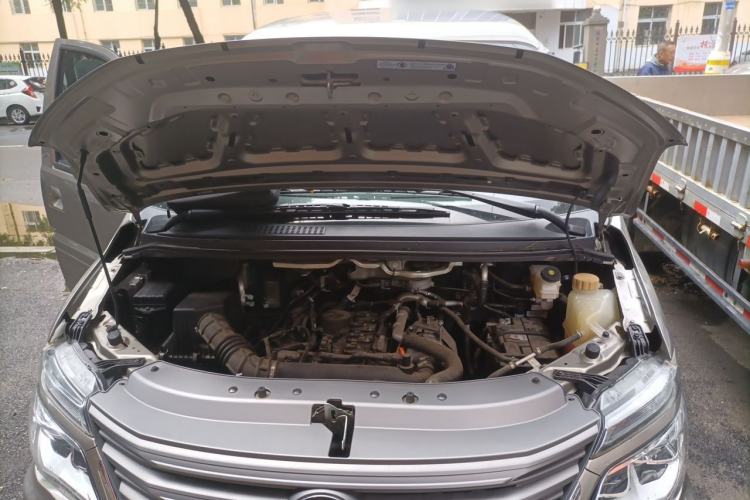 Used FORTHING Lingzhi 2024 M5L 1.5T Manual Base Model 7 Seats Engine Bay