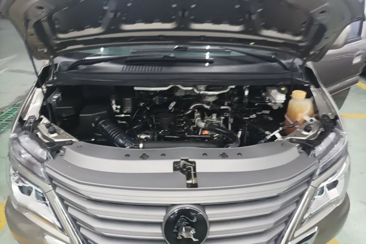 Used FORTHING Lingzhi 2024 M5L 1.5T Manual Comfort 7-Seater Engine Bay